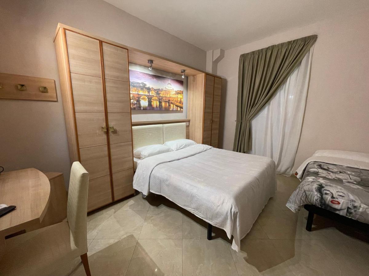רומא Ambasada Suite מראה חיצוני תמונה