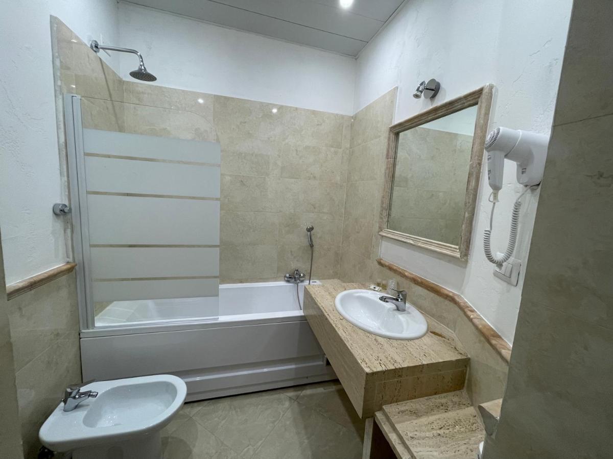 רומא Ambasada Suite מראה חיצוני תמונה